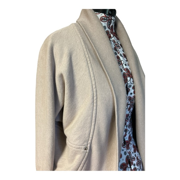 Wilfred Cardigan - Picture 5 of 10